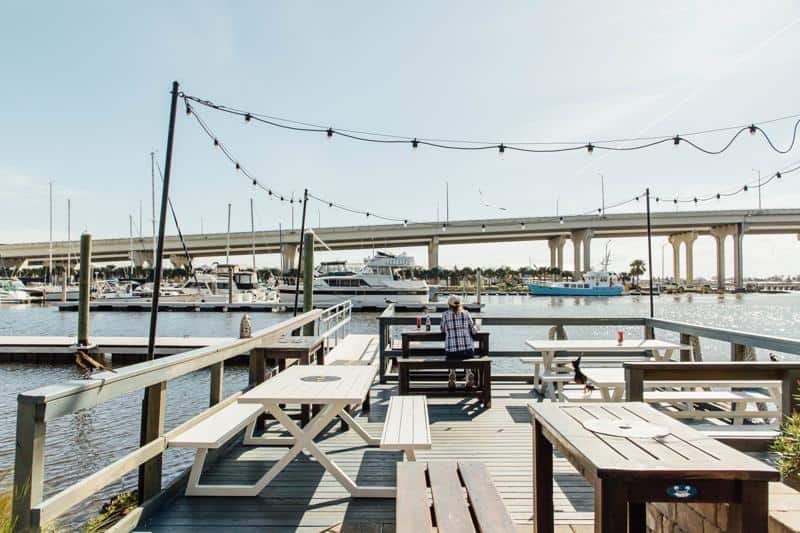 10 Best Seafood Restaurants In Jacksonville FL Oak Rowan Foodie   Dockside Seafood Restaurant Jacksonville Beach 1 