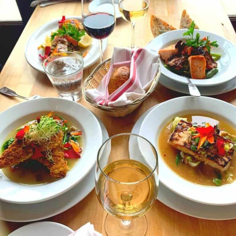 The 8 Best Seafood Restaurants in Newport Beach 2023