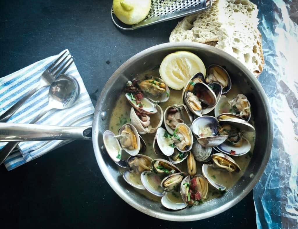 What Are Steamers Seafood? Oak Rowan Foodie