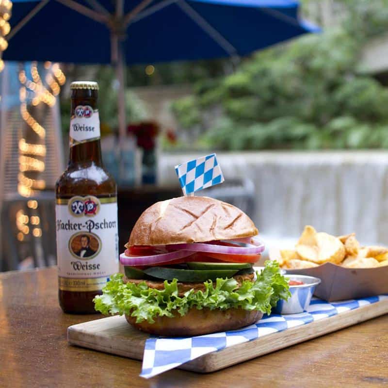 Bier Garten Riverwalk