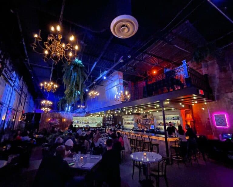 15 Most Fun Restaurants in Boston (2023 Update)