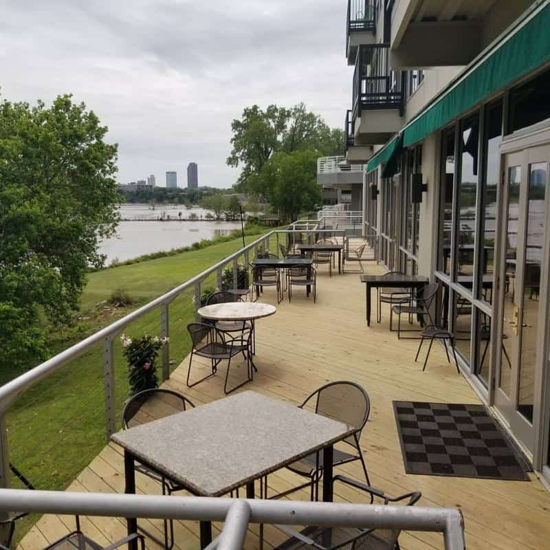 Brave New Restaurant River View