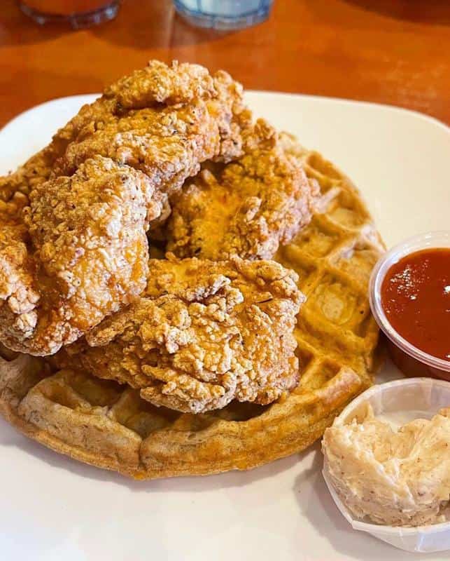Dame’s Chicken and Waffles