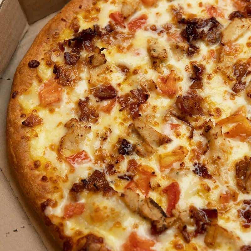 Domino’s Cali Chicken Bacon Ranch Pizza
