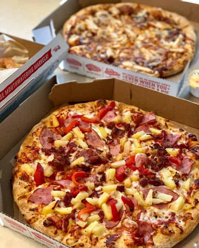 Domino’s Honolulu Hawaiian Pizza