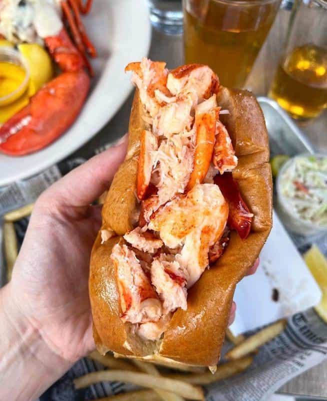 Lobster roll