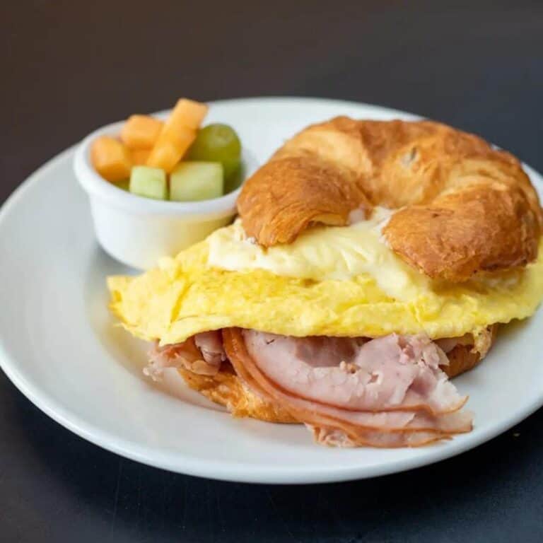15 Best Breakfast & Brunch Places in Orlando 2023