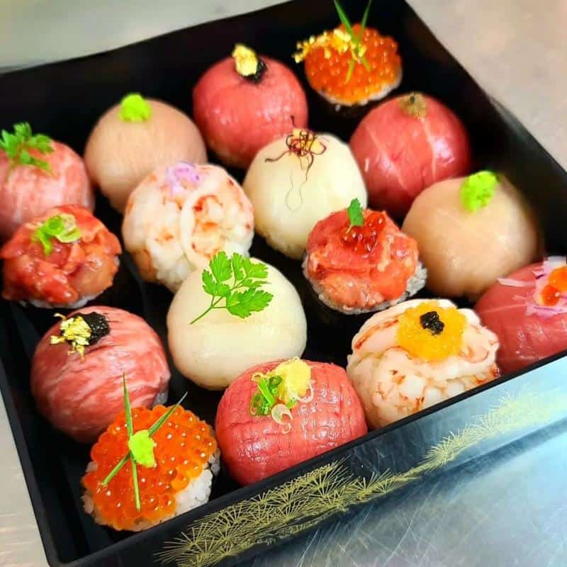Temari (Ball-Shaped Sushi)