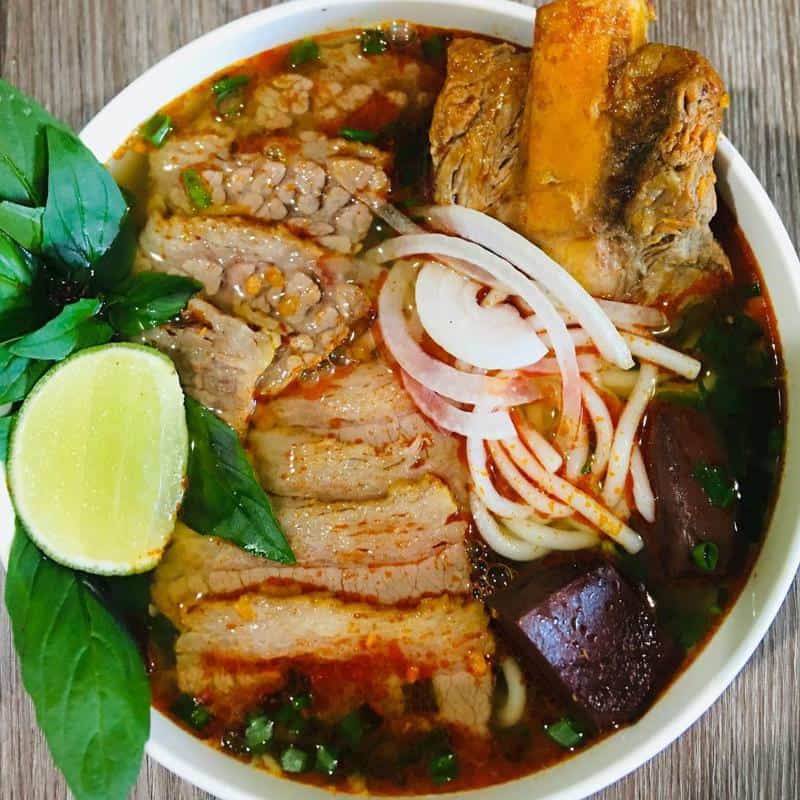 Bún Bò Huế (Hue Spicy Beef Noodle Soup)
