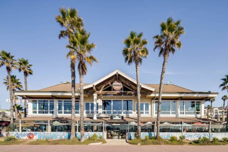 13 Best Restaurants in Huntington Beach 2023
